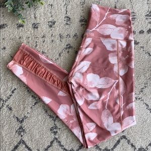 Aerie yoga pants size M